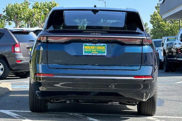 New 2025 Jeep Wagoneer Launch Edition image 5