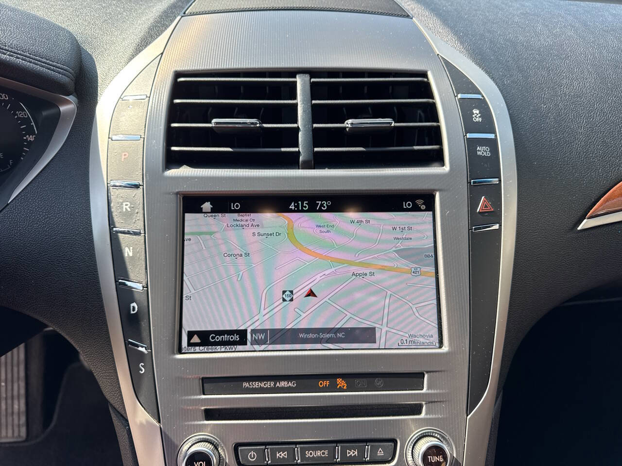 Used 2017 Lincoln MKZ Reserve AWD/4WD image 19