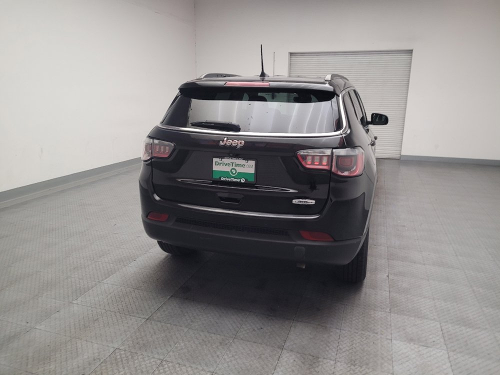 Used 2018 Jeep Compass Latitude w/ Popular Equipment Group FWD image 7