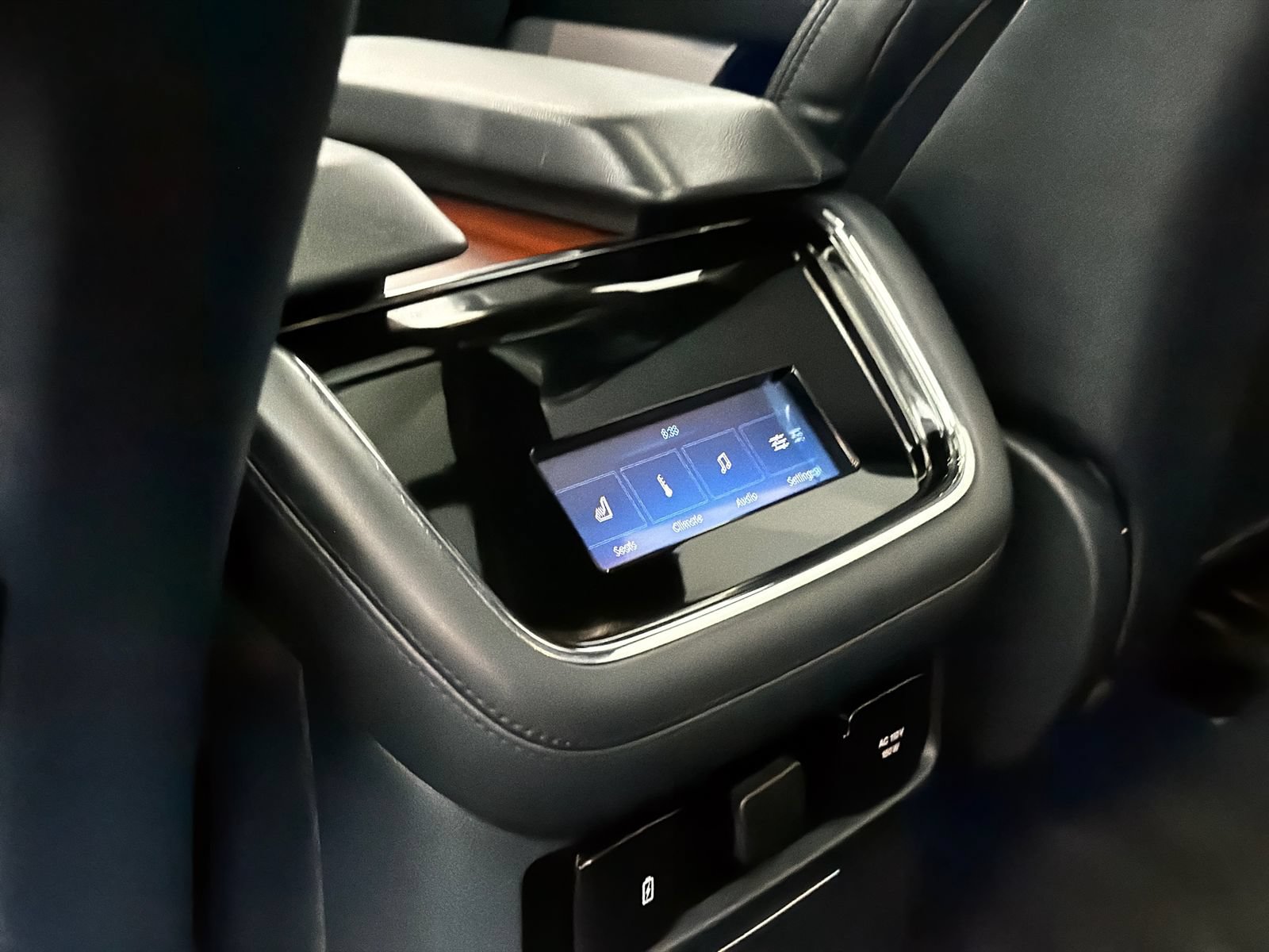 Certified 2022 Lincoln Navigator Reserve AWD/4WD image 23