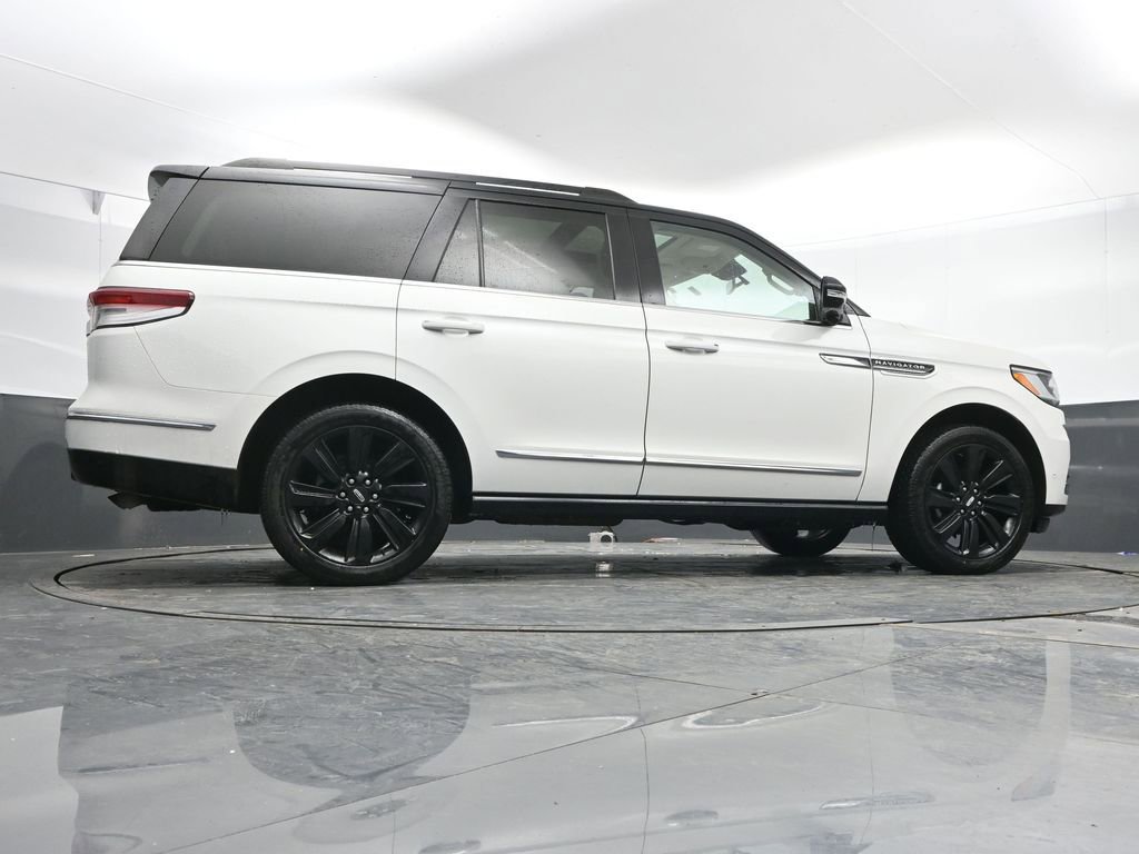 Used 2022 Lincoln Navigator Black Label image 47