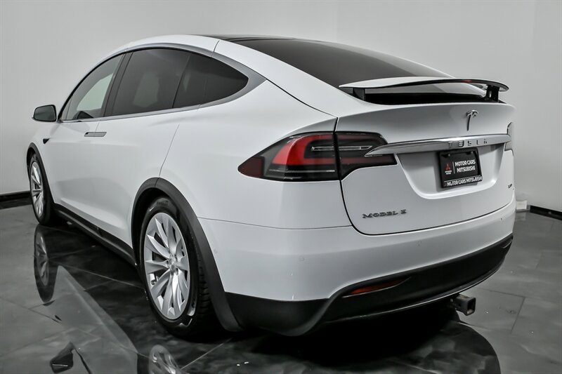 Used 2016 Tesla Model X 75D AWD/4WD image 8