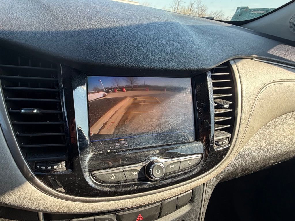 Used 2020 Chevrolet Trax LS FWD image 19