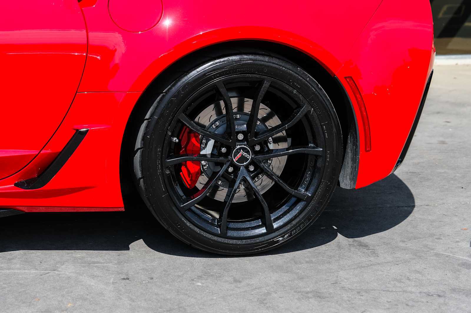 Used 2019 Chevrolet Corvette Grand Sport RWD image 19