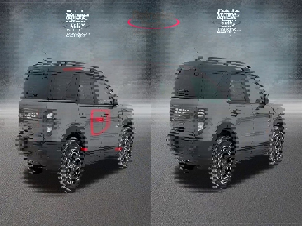 New 2025 Ford Bronco Sport Outer Banks image 5