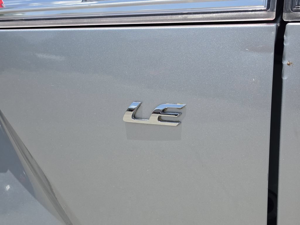 Used 2023 Toyota Corolla Cross LE FWD image 10