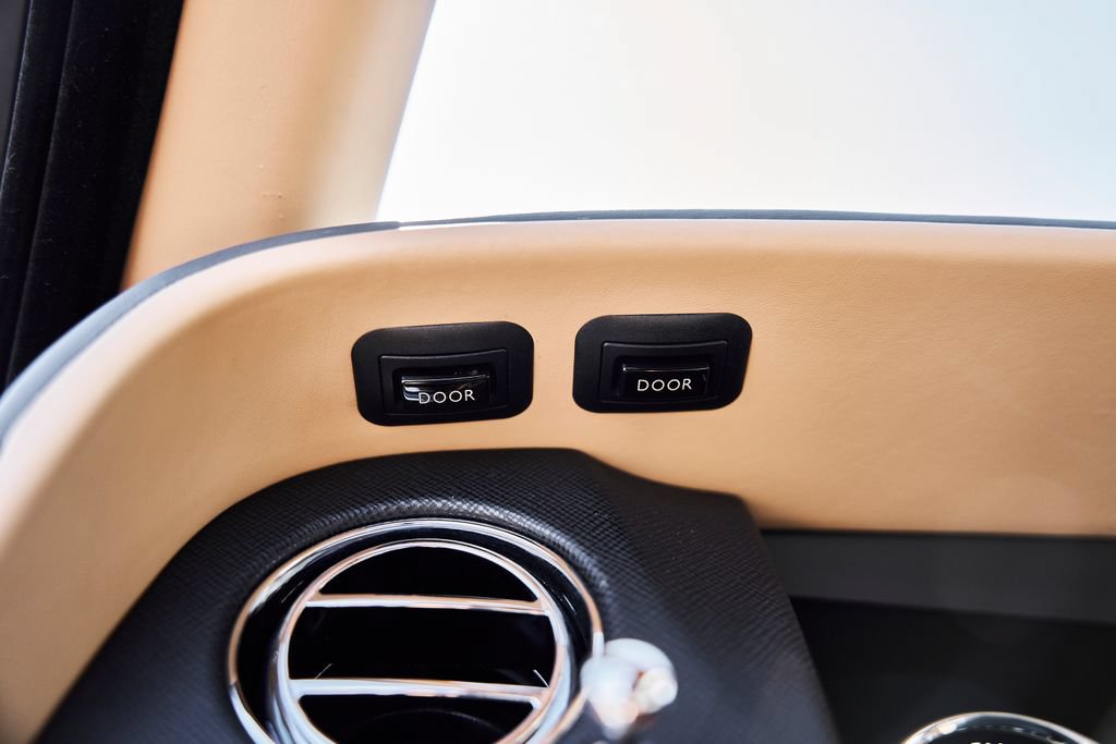 Used 2020 Rolls-Royce Cullinan AWD/4WD image 51