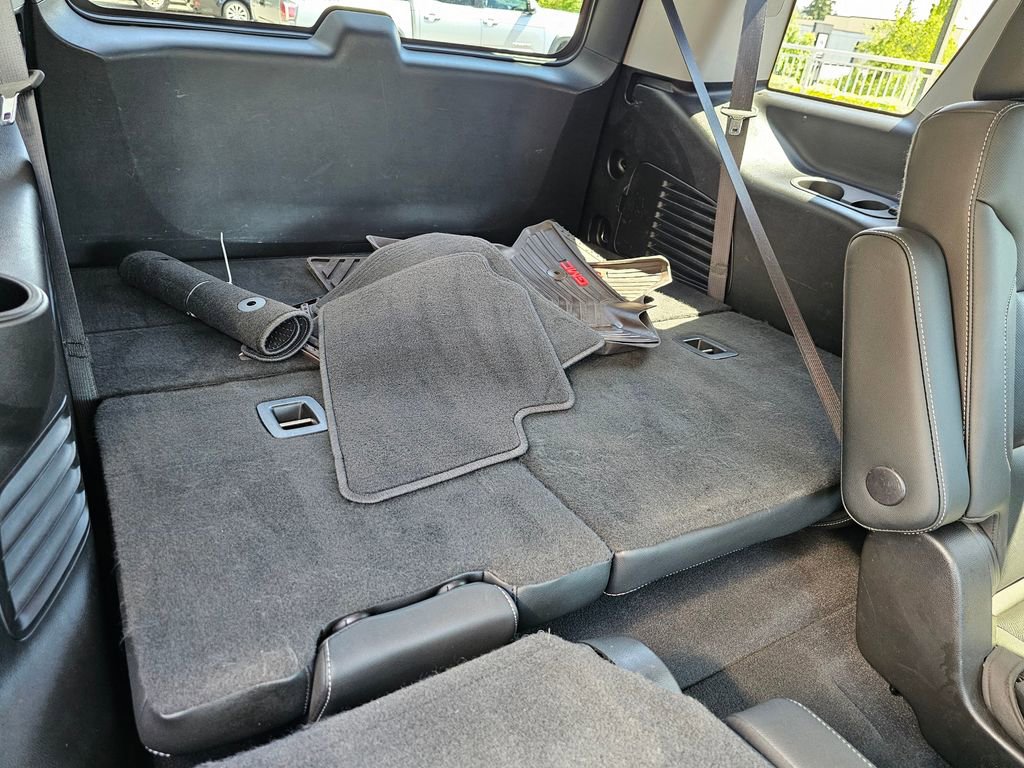 Used 2019 GMC Yukon SLT w/ Open Road Package AWD/4WD image 14