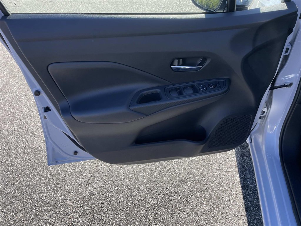 New 2025 Nissan Versa SV w/ Trunk Package image 10