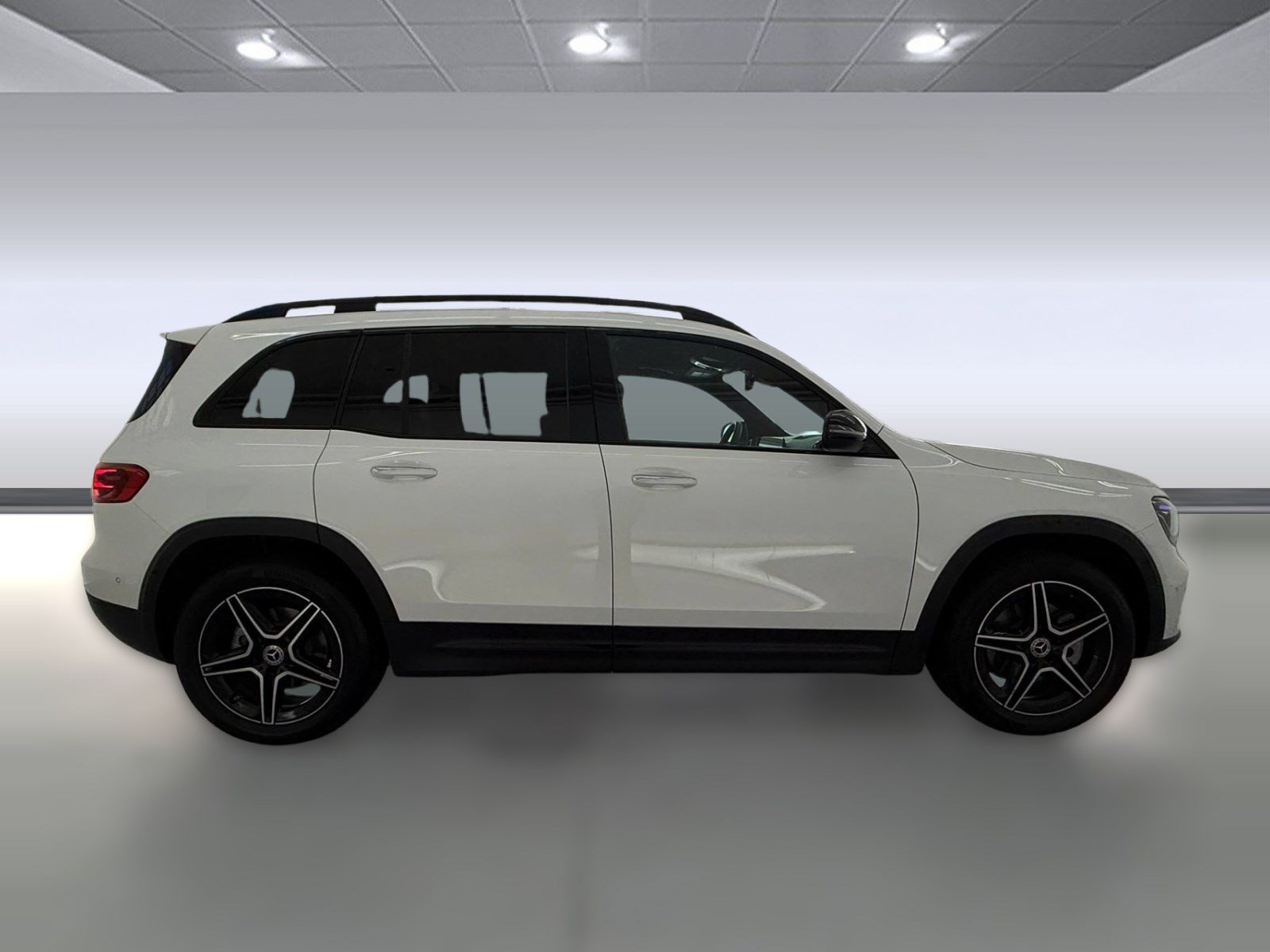 Used 2026 Mercedes-Benz GLB 250 image 7