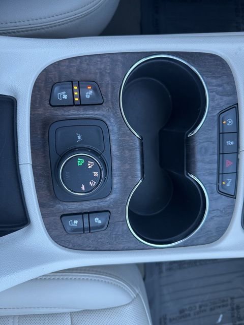 Used 2022 GMC Acadia Denali w/ Denali Ultimate Package image 31