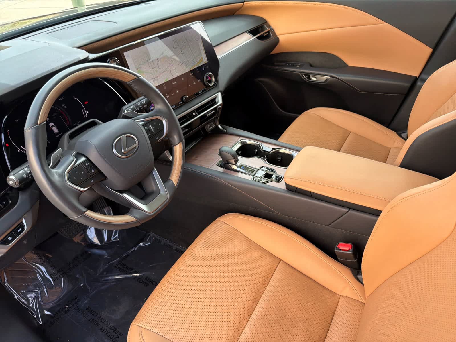 Used 2023 Lexus RX 350 Premium Plus w/ Accessory Package (K3) AWD/4WD image 4