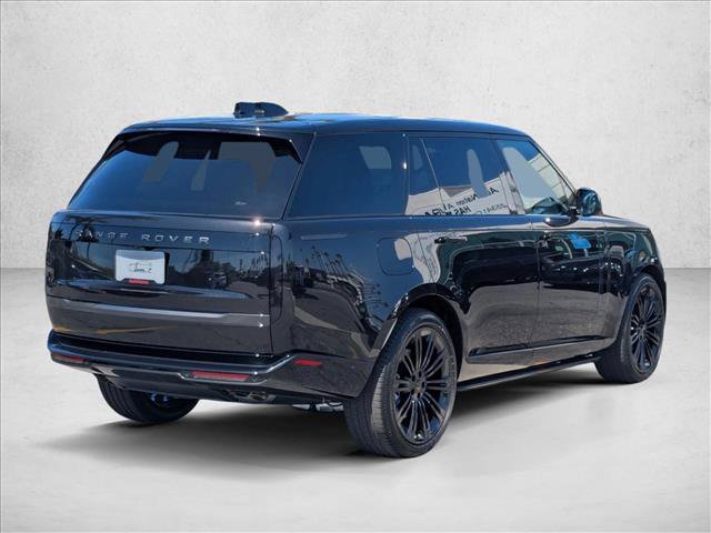 New 2026 Land Rover Range Rover Long Wheelbase SE AWD/4WD image 2