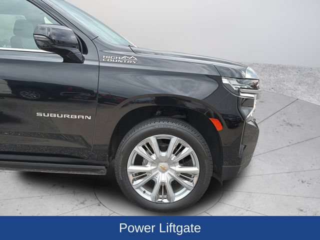 Certified 2024 Chevrolet Suburban High Country w/ Premium Package AWD/4WD image 32