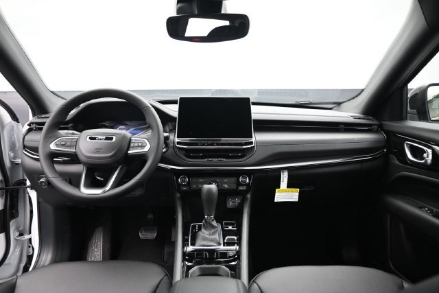 New 2027 Jeep Compass Latitude AWD/4WD image 28
