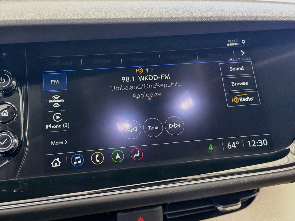 Used 2023 Buick Envision Avenir AWD/4WD image 16