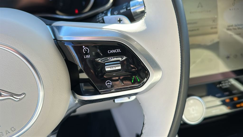 Certified 2022 Jaguar F-PACE S image 14