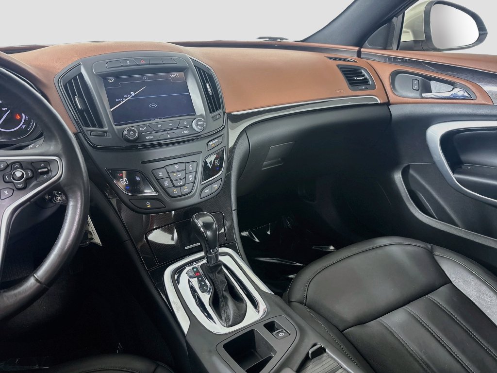 Used 2016 Buick Regal FWD image 24