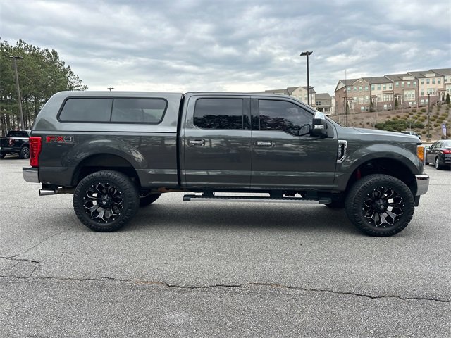 Used 2017 Ford F250 Lariat w/ Chrome Package image 8