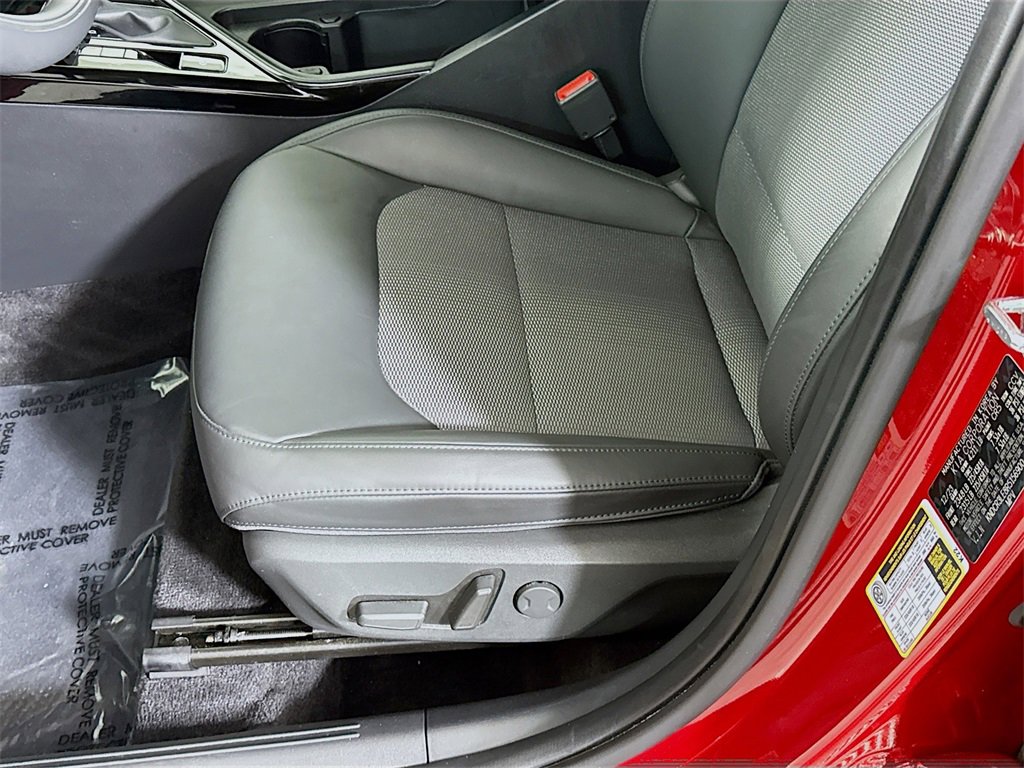 Used 2024 Kia Niro EX Touring image 26