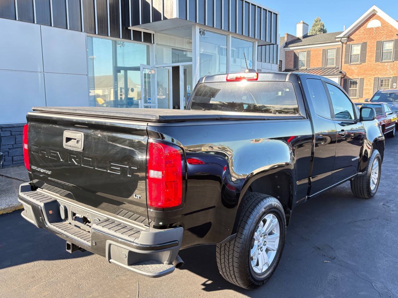 Used 2021 Chevrolet Colorado LT w/ Fleet Safety Package RWD image 7