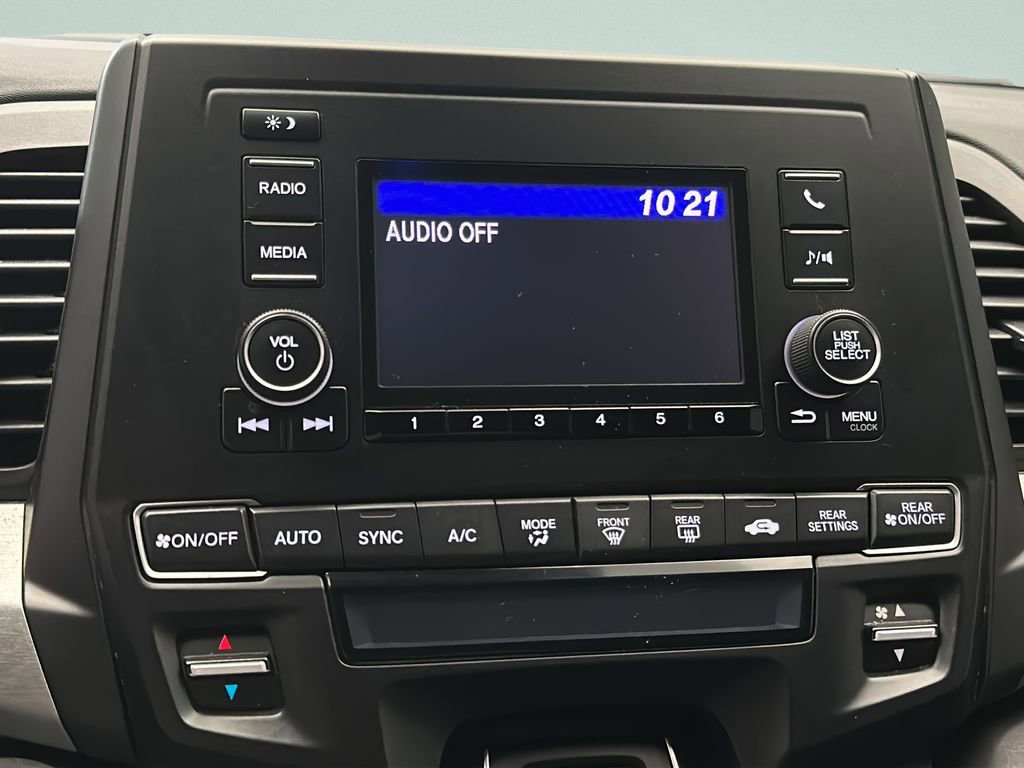 Used 2021 Honda Odyssey LX image 24