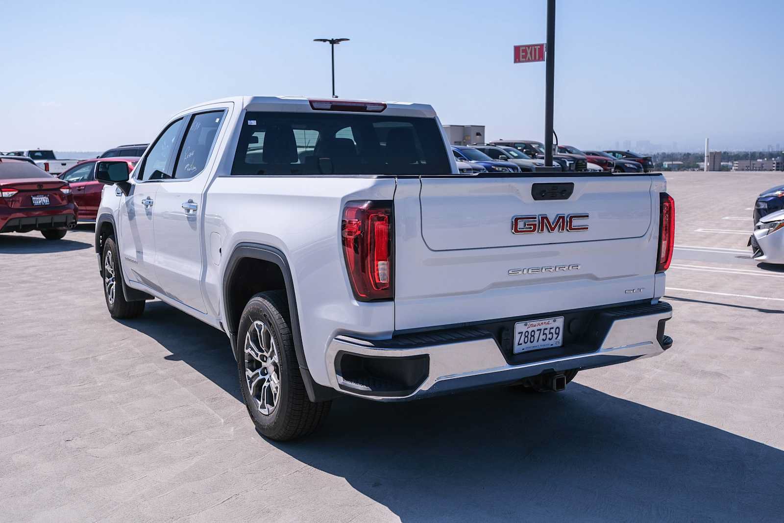 Used 2025 GMC Sierra 1500 SLT RWD image 6