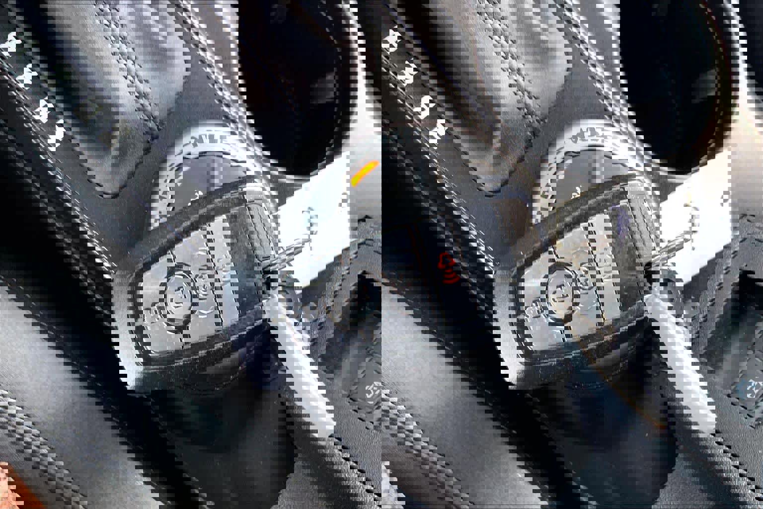 Used 2023 Ford Bronco Black Diamond image 14