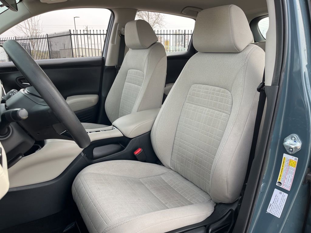 Certified 2025 Honda HR-V LX image 24
