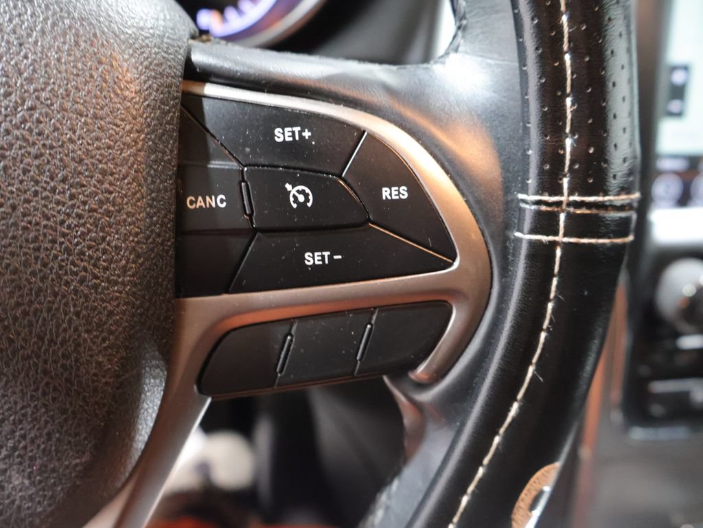 Used 2018 Jeep Grand Cherokee Altitude AWD/4WD image 36