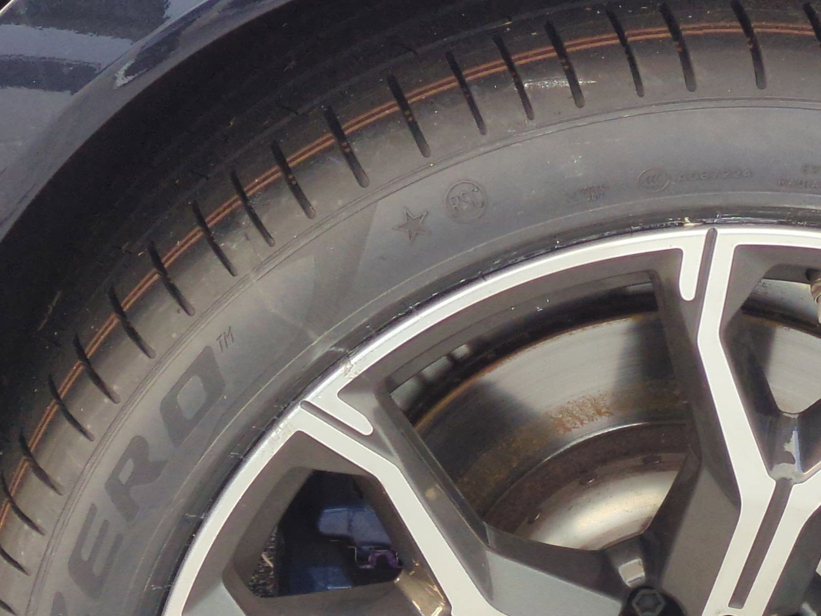 Used 2023 BMW X6 M50i w/ Parking Assistance Package image 11