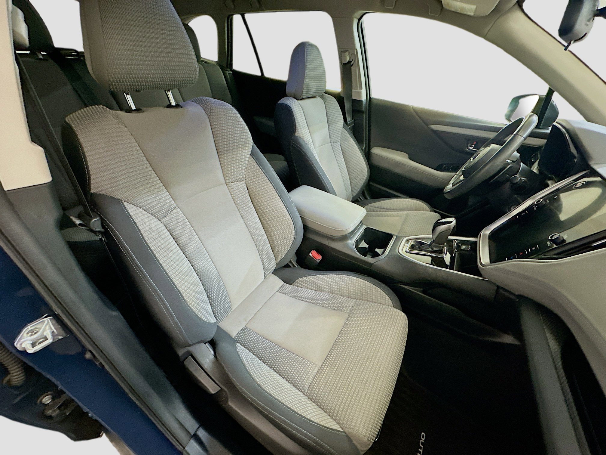 Used 2024 Subaru Outback Premium image 31