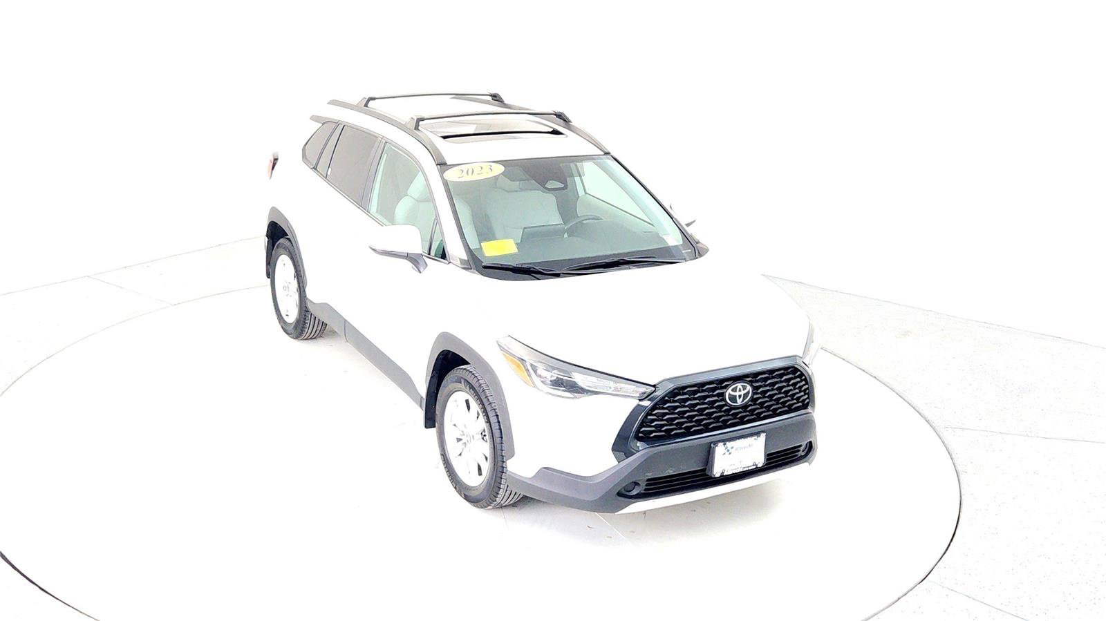 Certified 2023 Toyota Corolla Cross LE image 13