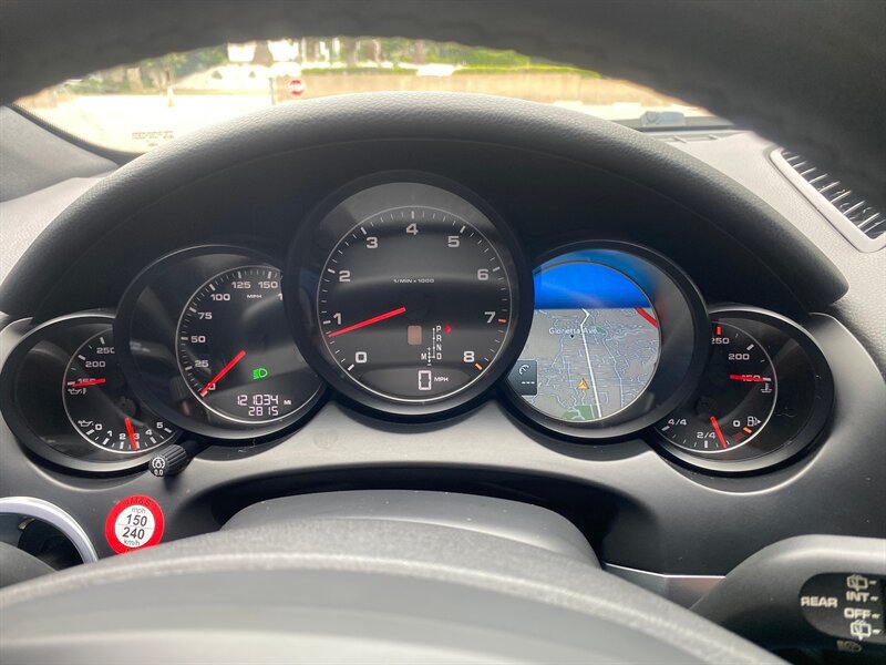Used 2012 Porsche Cayenne AWD/4WD image 13