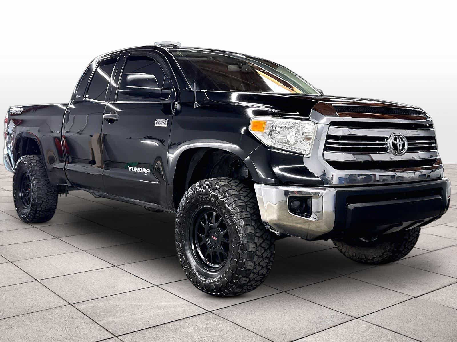 Used 2017 Toyota Tundra SR5 w/ TRD Off Road Package AWD/4WD image 2