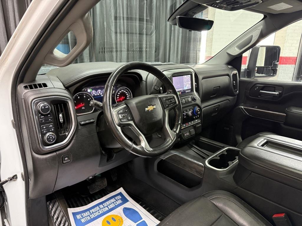 Used 2020 Chevrolet Silverado 2500 LTZ w/ LTZ Plus Package image 17