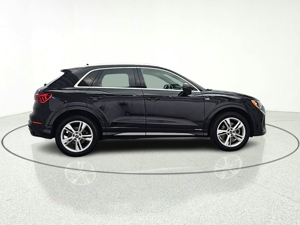 Used 2021 Audi Q3 2.0T Premium w/ Convenience Package AWD/4WD image 8
