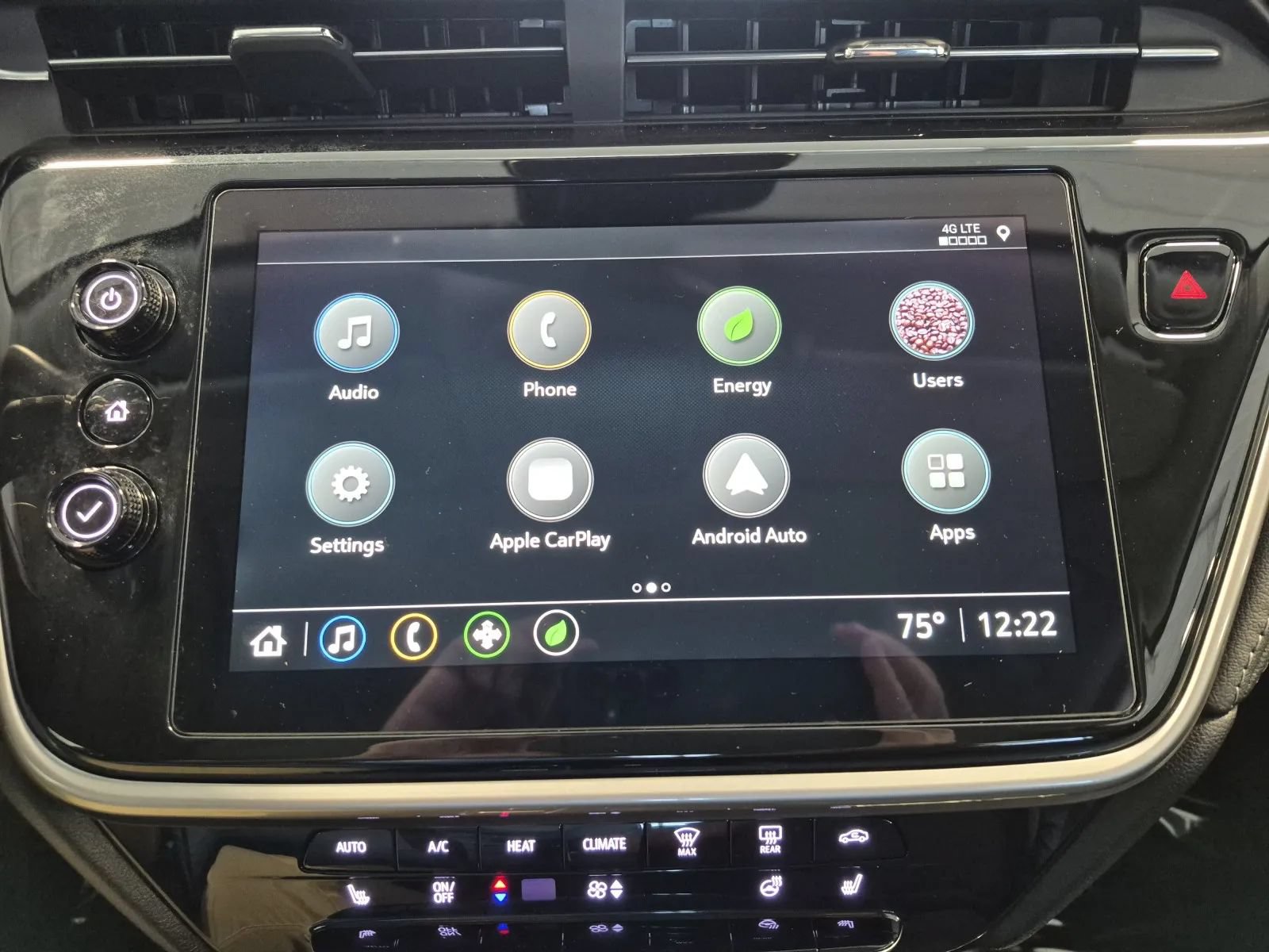 Used 2023 Chevrolet Bolt EUV LT w/ Comfort Package FWD image 31