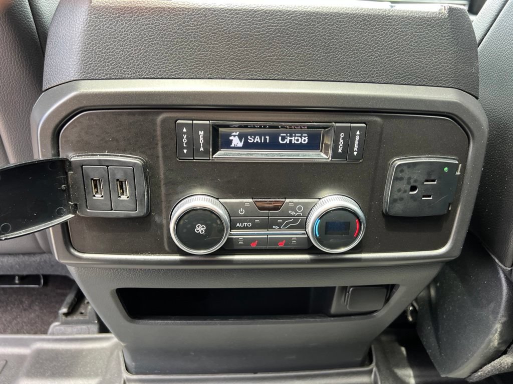 Used 2019 Ford Expedition Limited w/ Equipment Group 301A RWD image 25