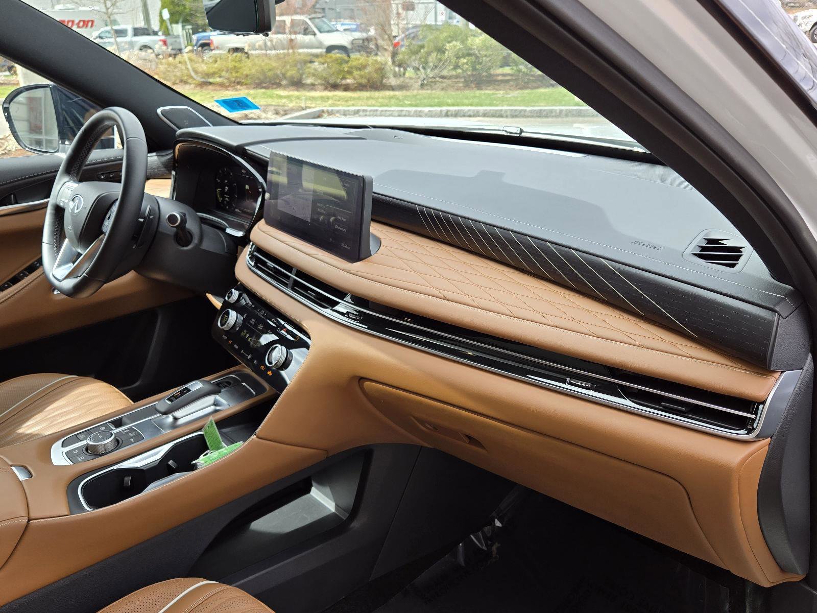 Certified 2026 INFINITI QX60 Autograph w/ Dark Cargo Package image 17