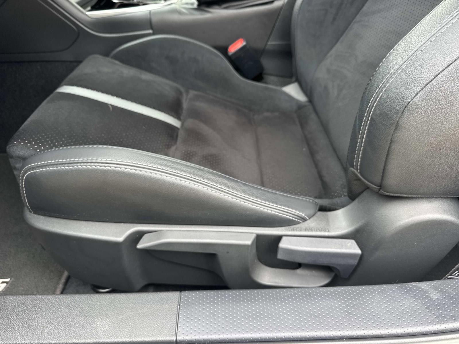 Used 2025 Toyota GR86 Premium image 16