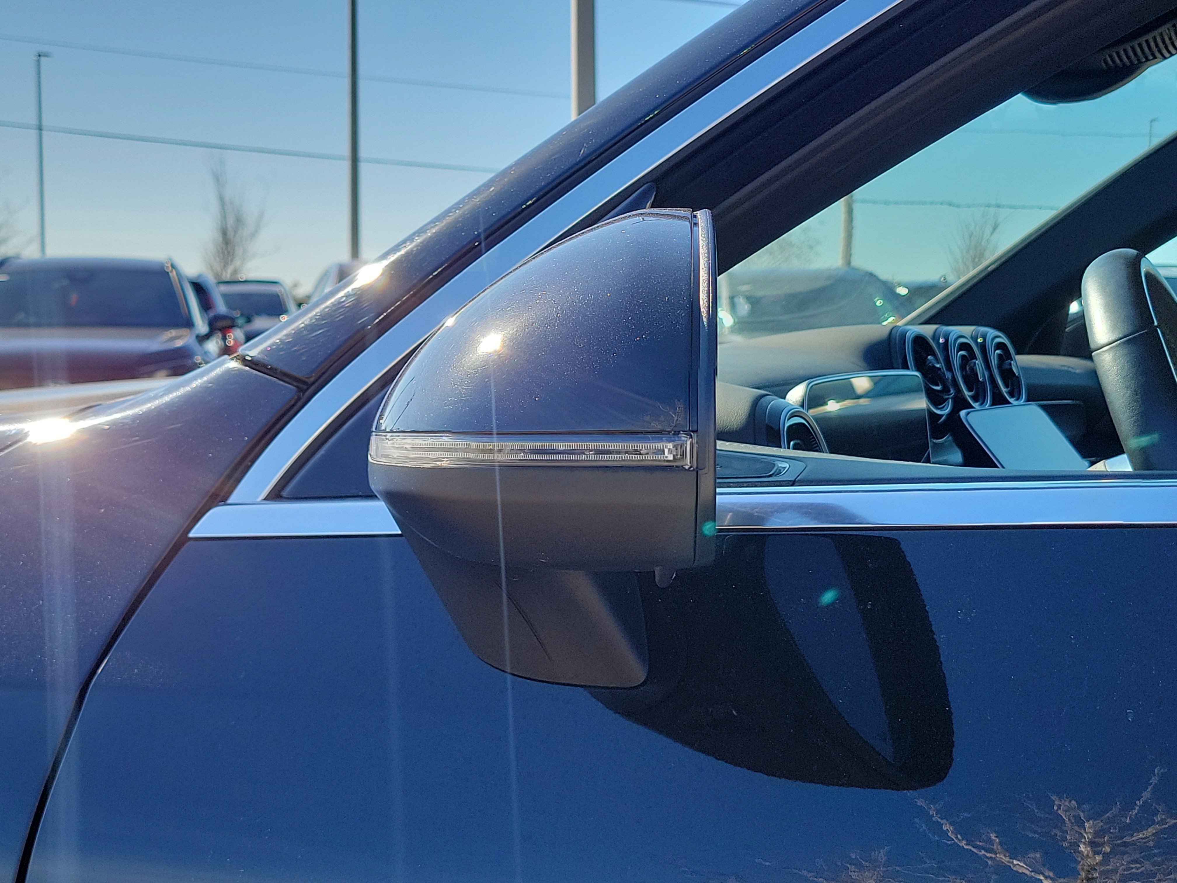 Used 2024 Mercedes-Benz GLC 300 w/ Winter Package image 8