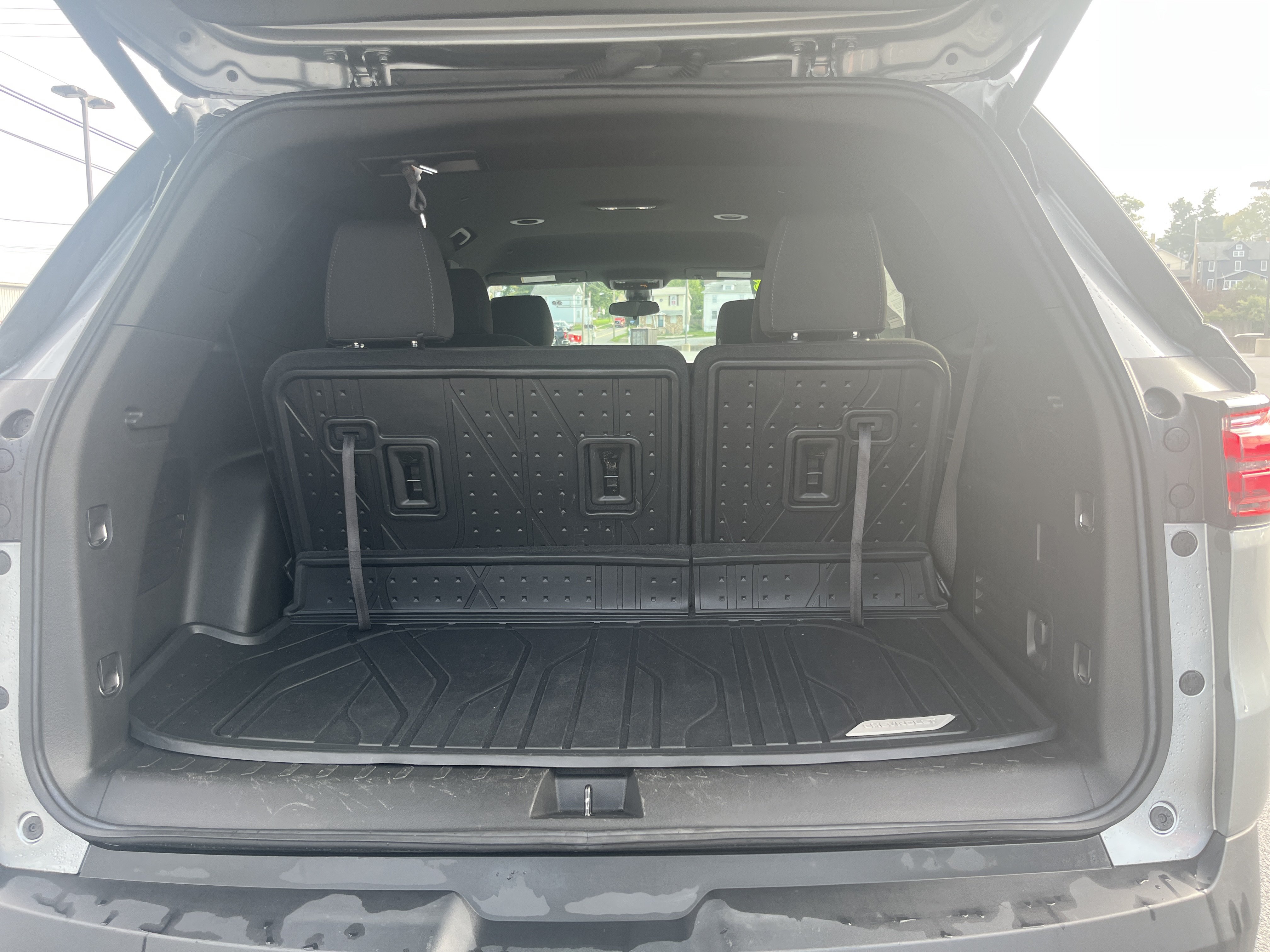 Used 2023 Chevrolet Traverse LT w/ LPO, Floor Liner Package AWD/4WD image 18