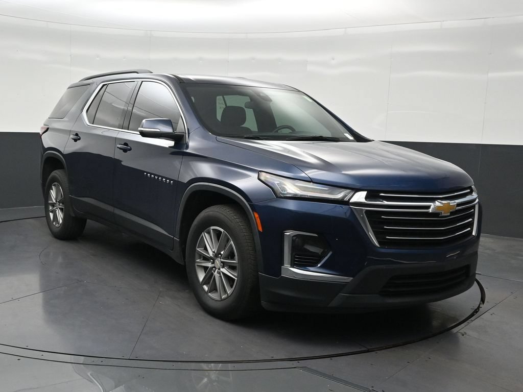 Used 2023 Chevrolet Traverse LT FWD image 8