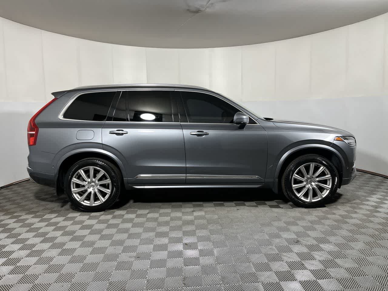 Used 2016 Volvo XC90 T6 Inscription w/ Protection Package Plus AWD/4WD image 9
