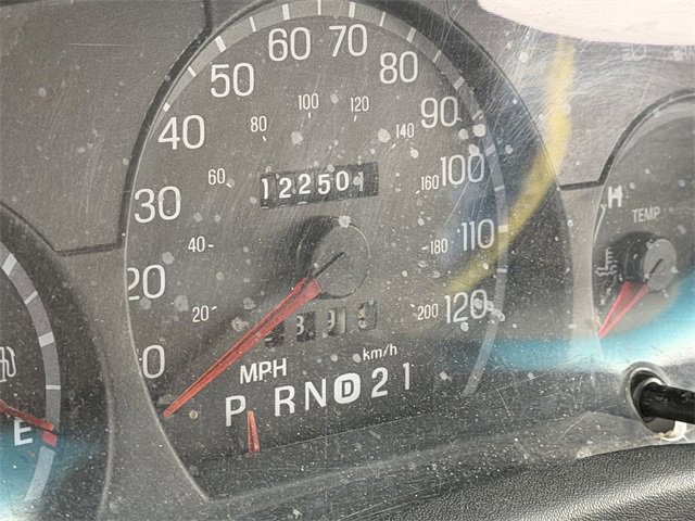 Used 2000 Ford Crown Victoria Base image 9