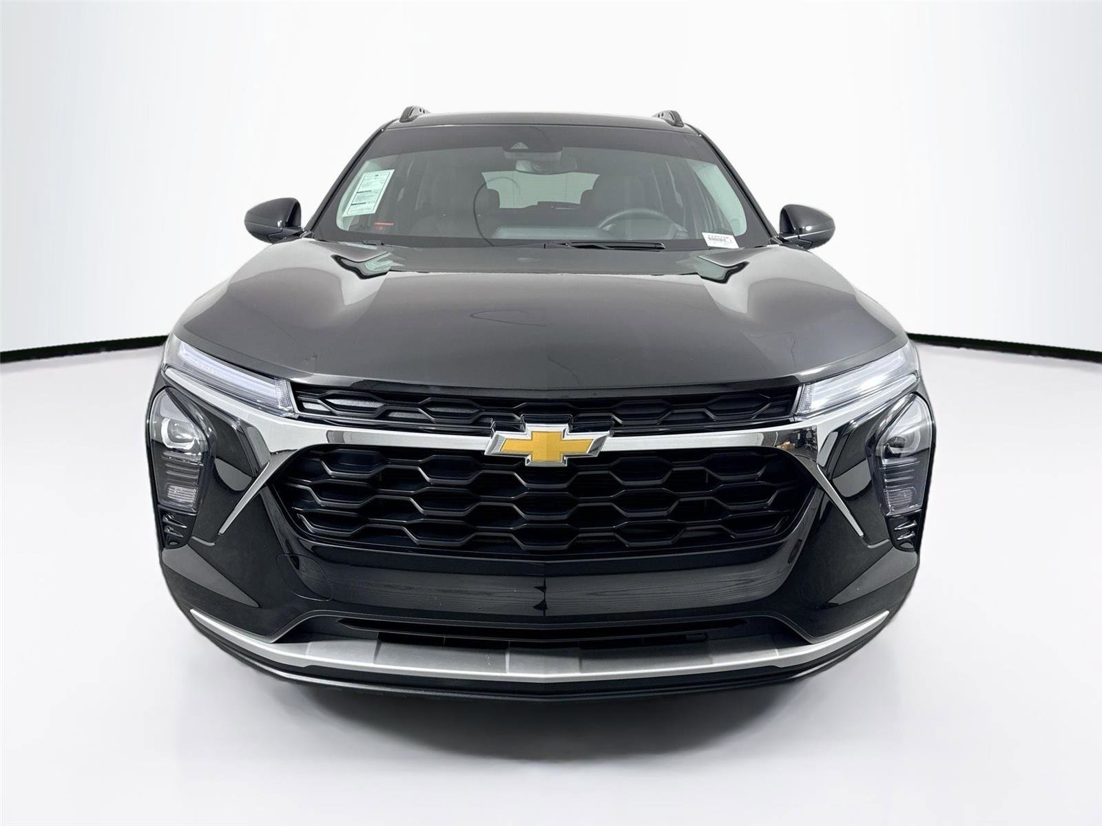 Used 2024 Chevrolet Trax LT w/ Driver Confidence Package FWD image 8