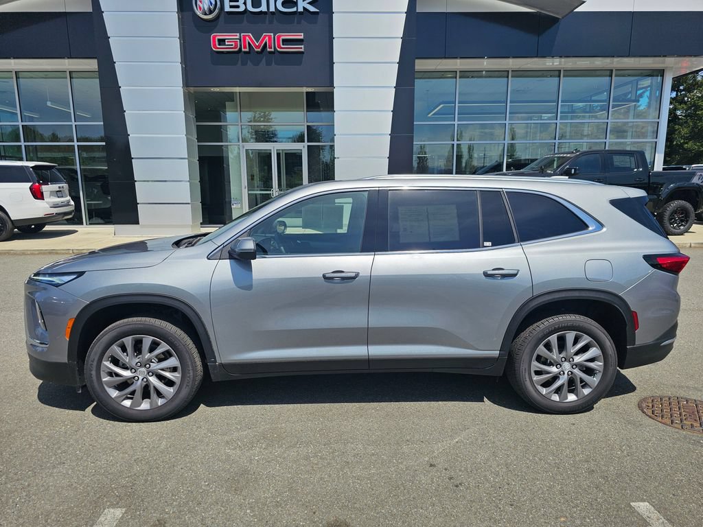 Used 2025 Buick Enclave Preferred w/ Power Package AWD/4WD image 3