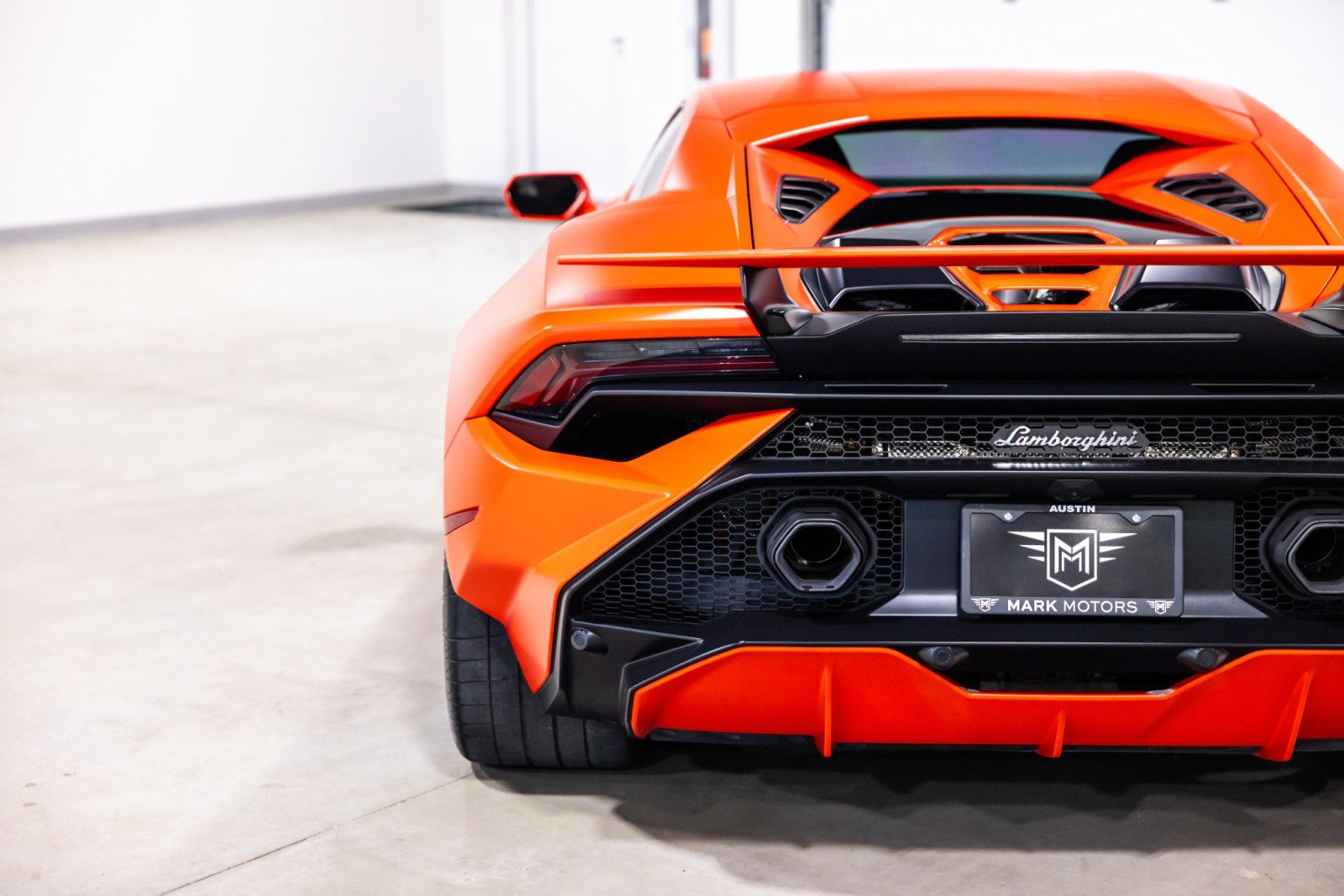 Used 2023 Lamborghini Huracan Tecnica RWD image 14