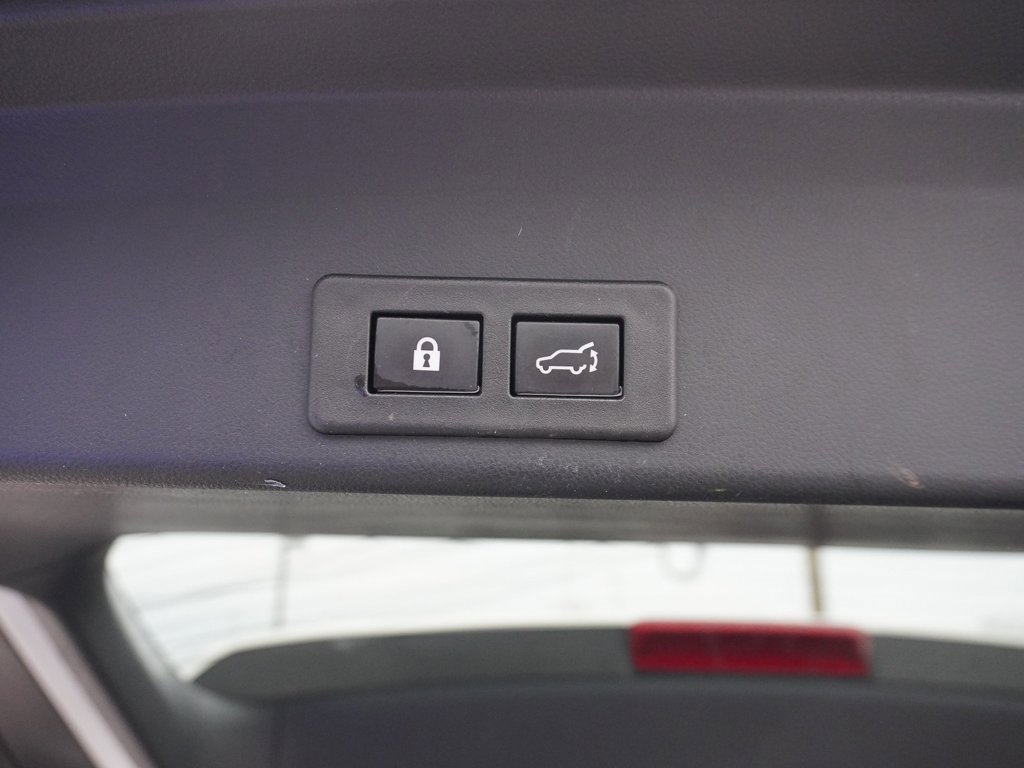 Used 2021 Subaru Ascent Limited w/ Technology Package image 24